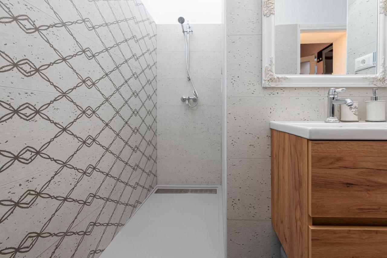 Angulus Apartman Zára Kültér fotó