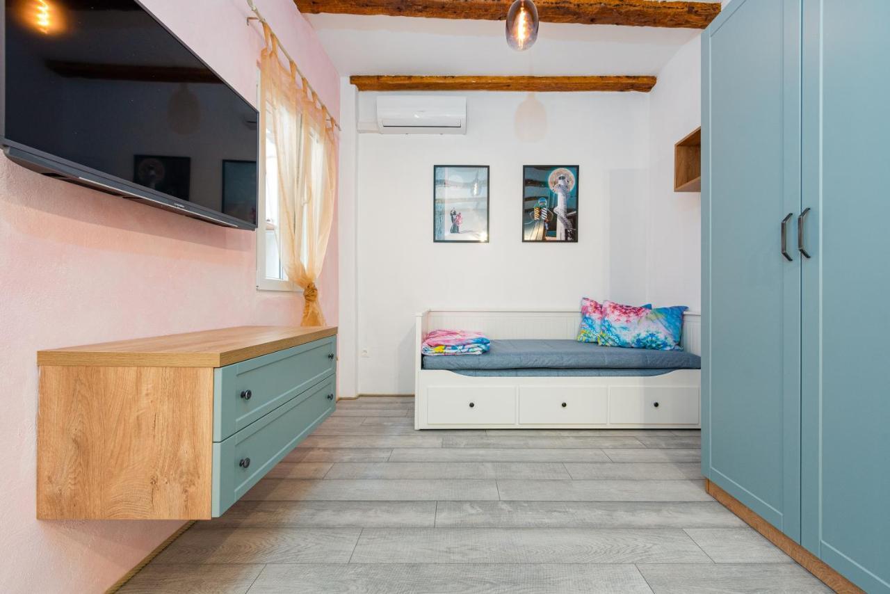 Angulus Apartman Zára Kültér fotó